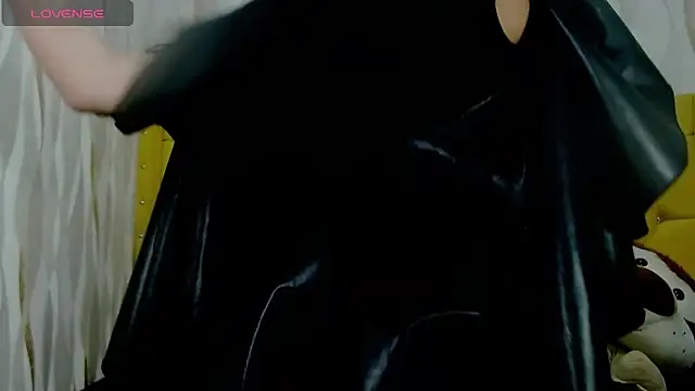 Snapshot of moniquehicks chatting on 14, 1, 2025 moniquehicks online show from 14, 1, 2025