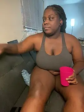fantasygyal online show from 18, 7, 2026