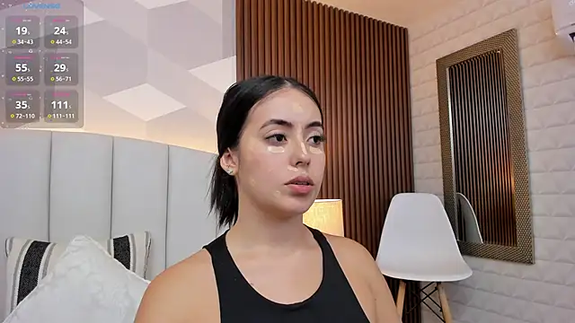 Julietasantos   online show from 30, 9, 2025