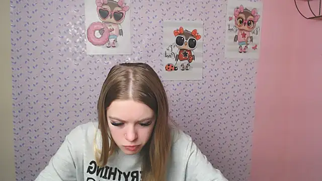 AliceFlirtt  online show from 9, 1, 2025