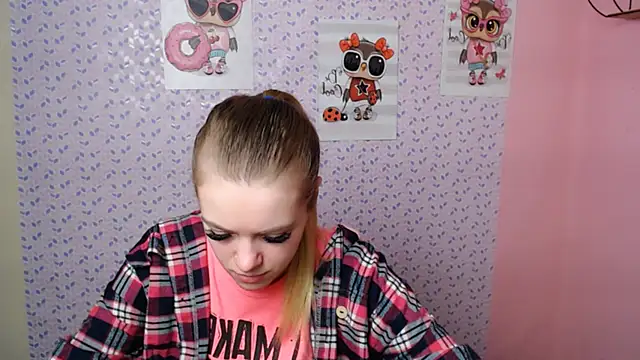 AliceFlirtt  online show from 10, 1, 2025