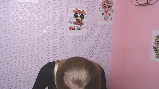 AliceFlirtt  online show from 22, 1, 2025