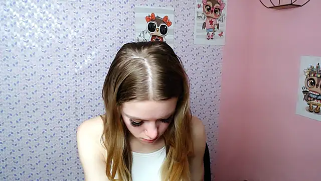 AliceFlirtt  online show from 31, 1, 2025