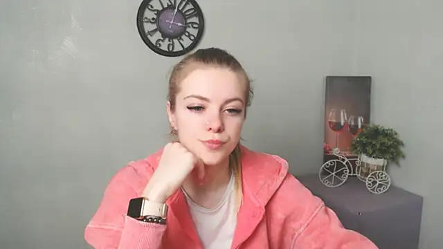 AliceFlirtt  online show from 12, 2, 2025