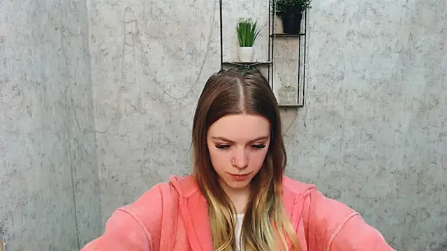 AliceFlirtt  online show from 24, 2, 2025