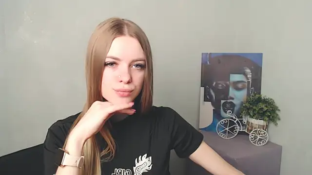 AliceFlirtt  online show from 19, 3, 2025