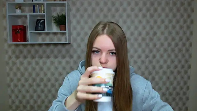 AliceFlirtt  online show from 11, 10, 2025