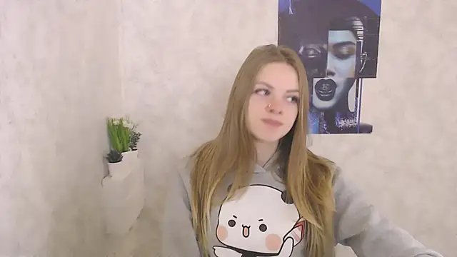 AliceFlirtt  online show from 13, 10, 2025