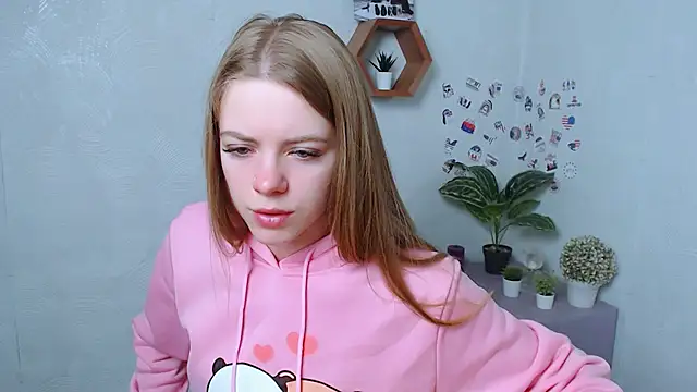 AliceFlirtt  online show from 17, 10, 2025