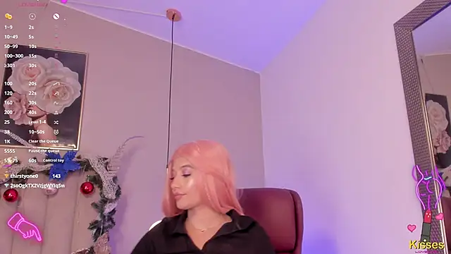 Emma Thompsson online show from 9, 1, 2025