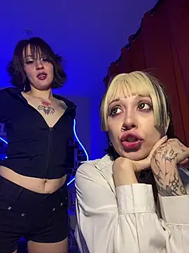 Dooubletroublee online show from 14, 2, 2026