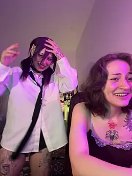 Dooubletroublee online show from 21, 6, 2026