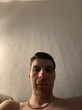 Ricoleckt online show from 3, 3, 2025