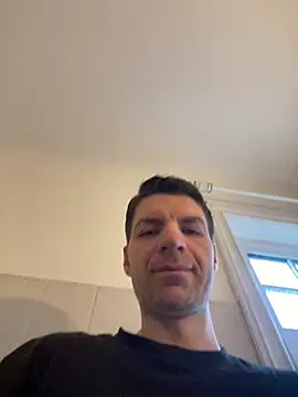 Ricoleckt online show from 4, 3, 2025