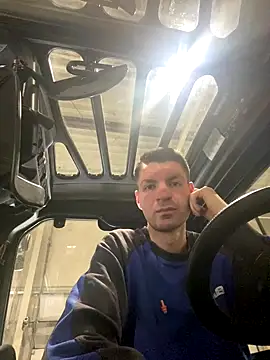 Ricoleckt online show from 19, 9, 2025