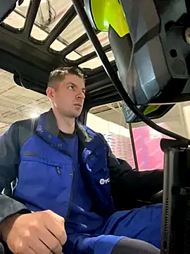 Ricoleckt online show from 17, 10, 2025