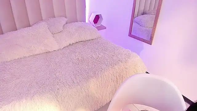 Snapshot of Misslinda_ chatting on 12, 2, 2025 Misslinda online show from 12, 2, 2025