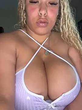 lovelymyah online show from 21, 3, 2025