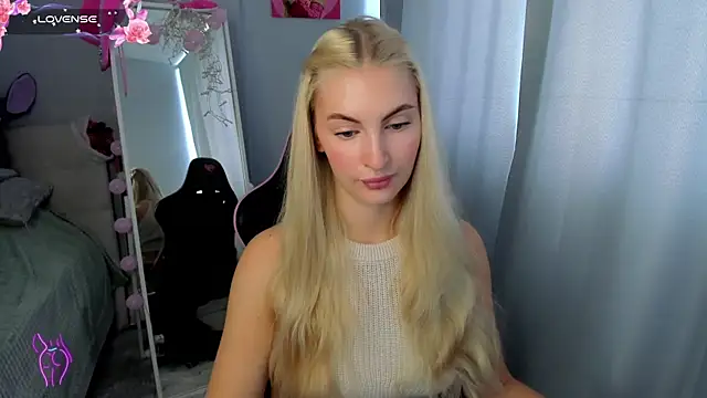Kimmy powell online show from 7, 8, 2026