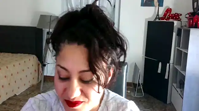 Snapshot of danasantoreal chatting on 9, 1, 2025 danasantoreal online show from 9, 1, 2025