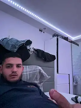 Snapshot of Furko_33 chatting on 1, 7, 2026 Furko 33 online show from 1, 7, 2026