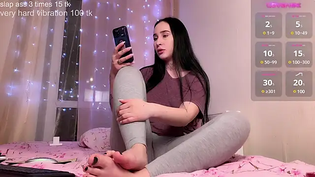 Snapshot of AnastasiaSun chatting on 20, 12, 2024 AnastasiaSun online show from 20, 12, 2024