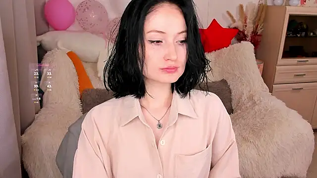 LisaMooore online show from 22, 4, 2026