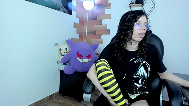 Angel Dust18 online show from 18, 1, 2025