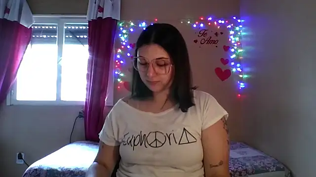 imsohornydacom online show from 26, 2, 2026