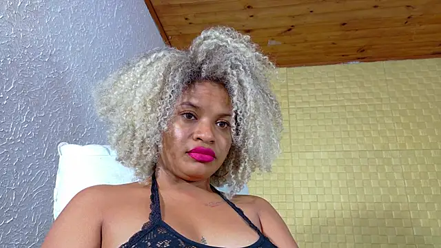 Squirter pussybomb online show from 13, 12, 2024