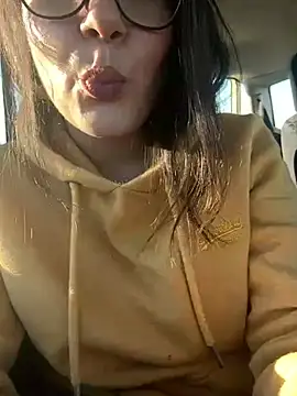 Its Jade online show from 15, 12, 2024