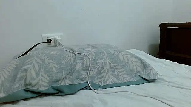 tomboyblue online show from 4, 11, 2025