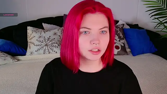 Lisa Adam online show from 11, 12, 2024