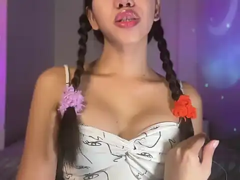 Snapshot of Ella_foxxx chatting on 24, 2, 2026 Ella foxxx online show from 24, 2, 2026