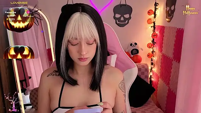 violet ch online show from 24, 10, 2025