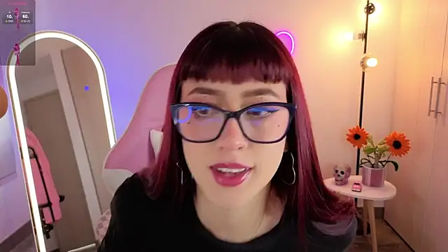 Snapshot of violet_ch chatting on 13, 6, 2026 violet ch online show from 13, 6, 2026