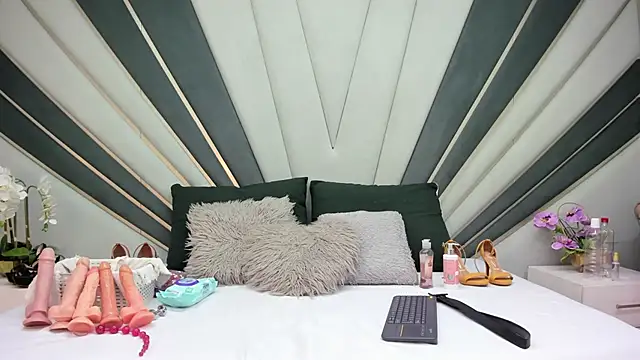 kathy-steven online show from 25, 9, 2025