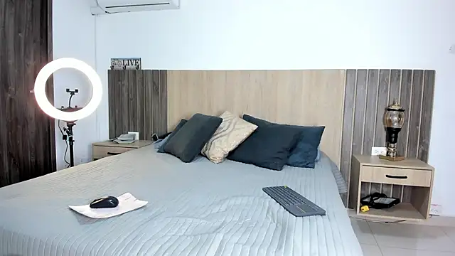 rebeca cortez  online show from 17, 2, 2026