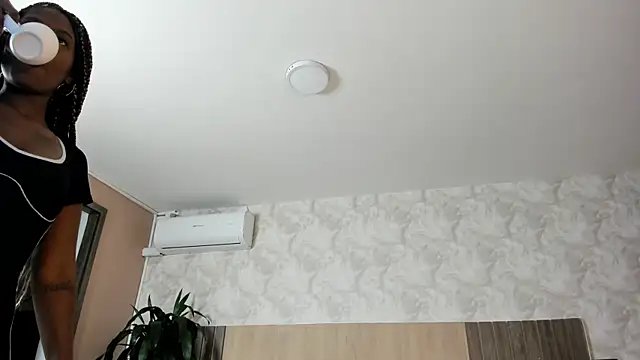 rebeca cortez  online show from 7, 5, 2026