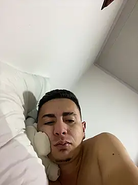 DanielGomez9 online show from 11, 12, 2024