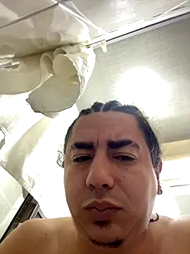 DanielGomez9 online show from 18, 9, 2025