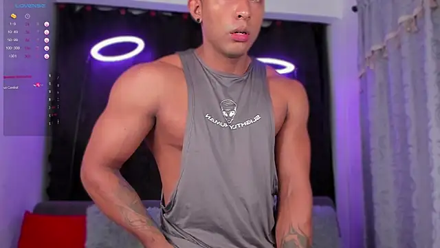 Couple muscle1 online show from 13, 2, 2025