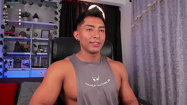 Couple muscle1 online show from 17, 2, 2025