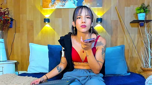 marianaa90 online show from 30, 4, 2026