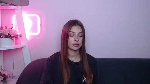 MilanaAngelAs online show from 17, 7, 2026