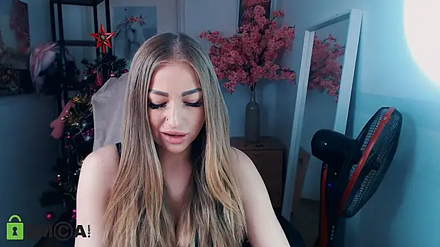  KittyBoo online show from 7, 1, 2025