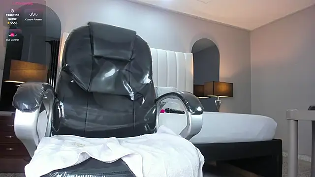 Snapshot of vanity_sex chatting on 18, 1, 2025 vanity sex online show from 18, 1, 2025