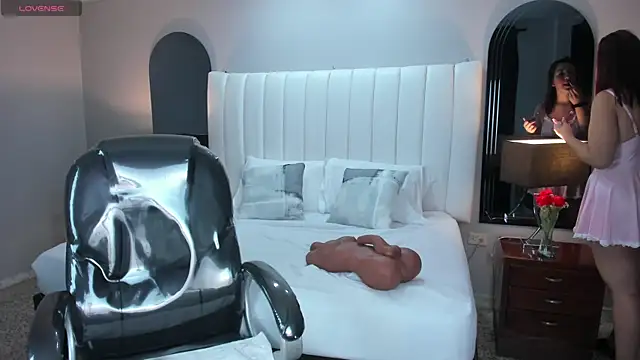 Snapshot of vanity_sex chatting on 6, 3, 2025 vanity sex online show from 6, 3, 2025