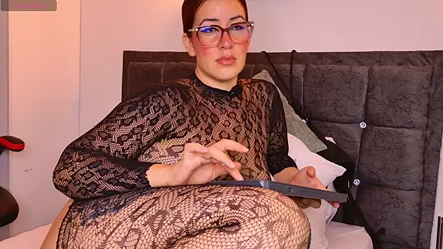 vanity sex online show from 4, 6, 2026