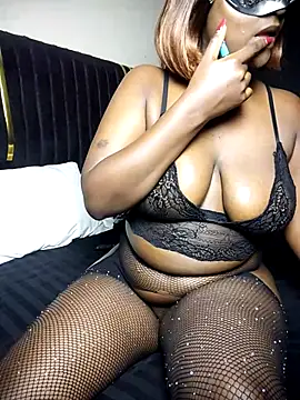 KikiLovesD online show from 25, 6, 2026